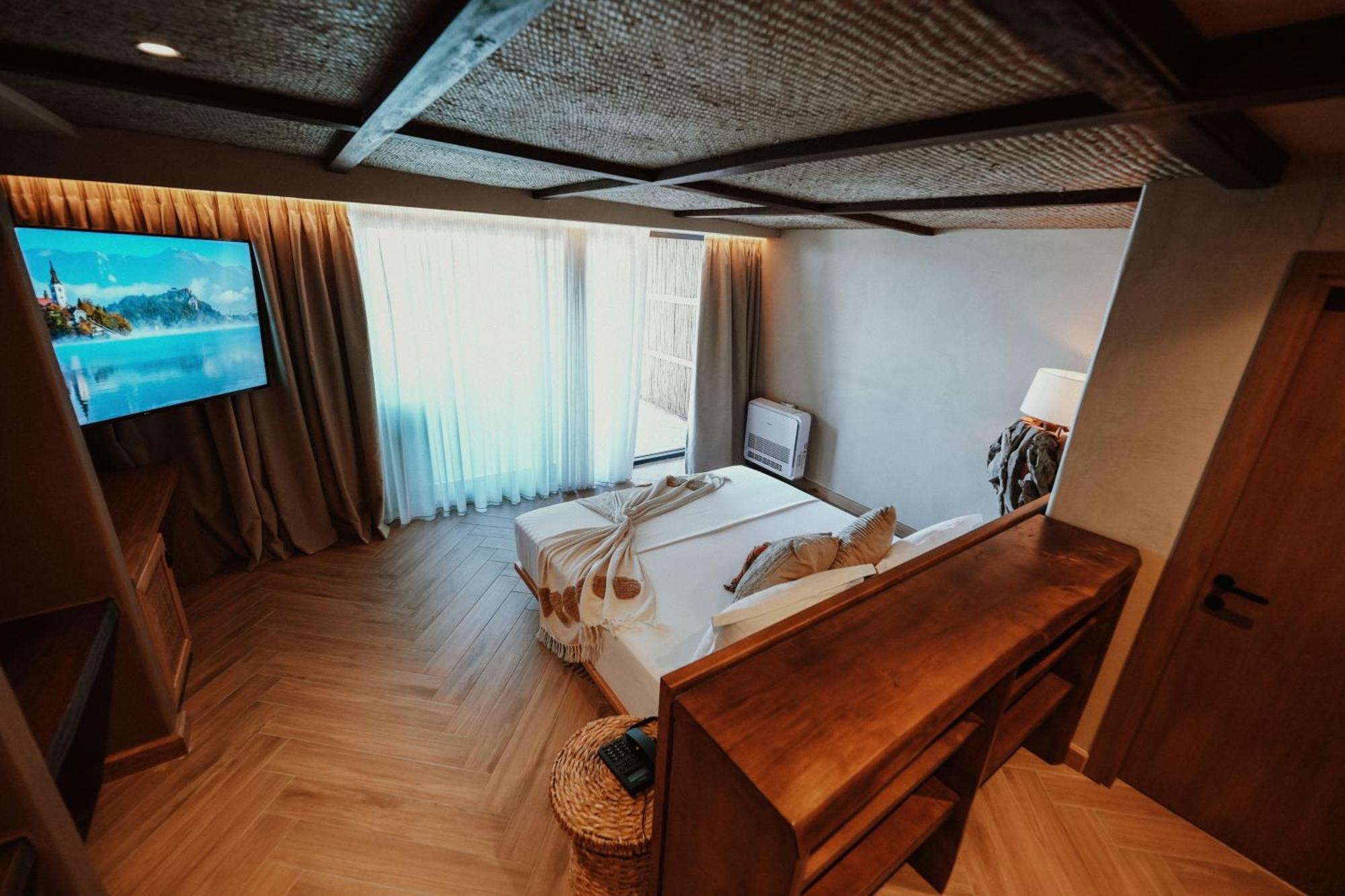 Lost Seaside Hotel Саранде Екстериор снимка